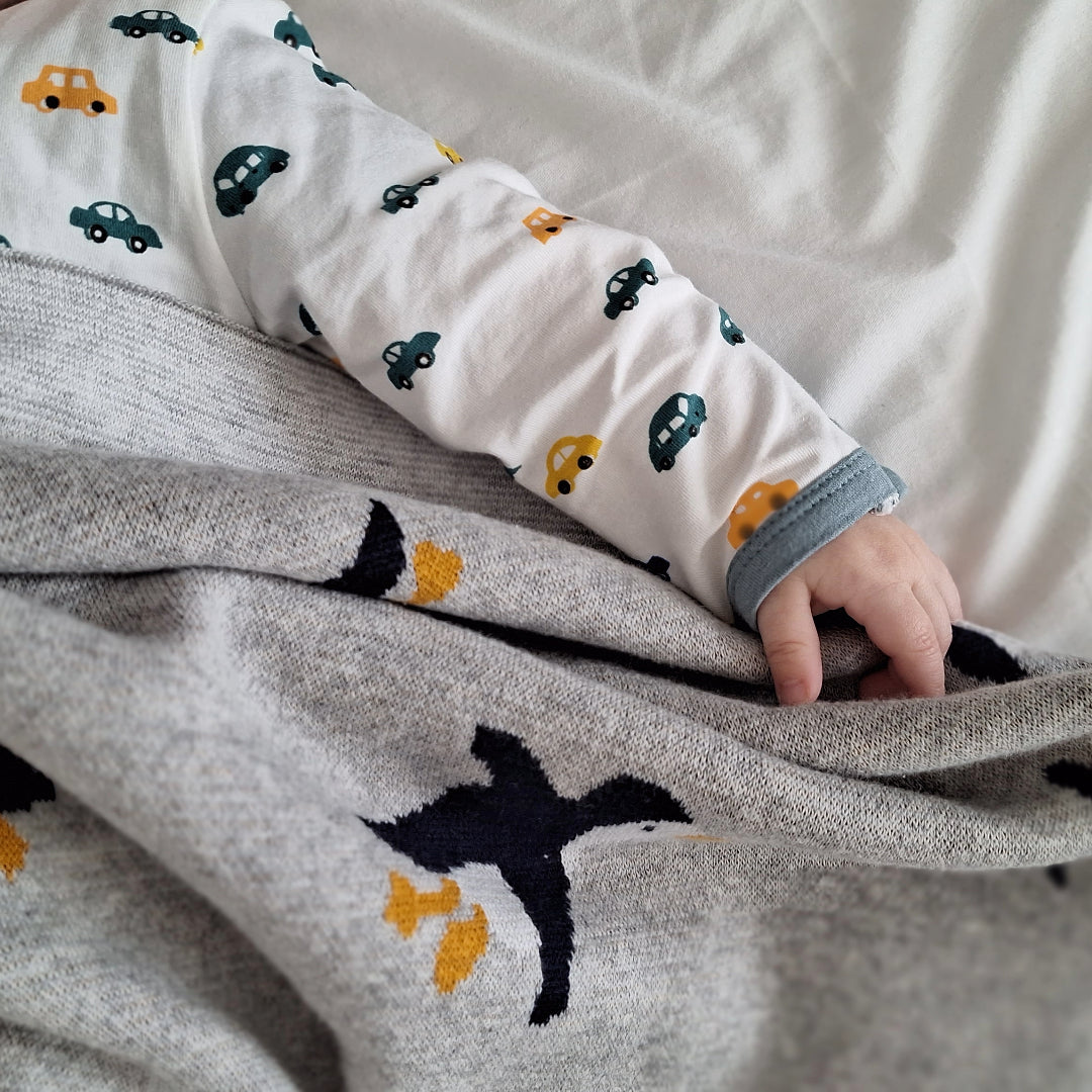 Manta Pinguino Gris
