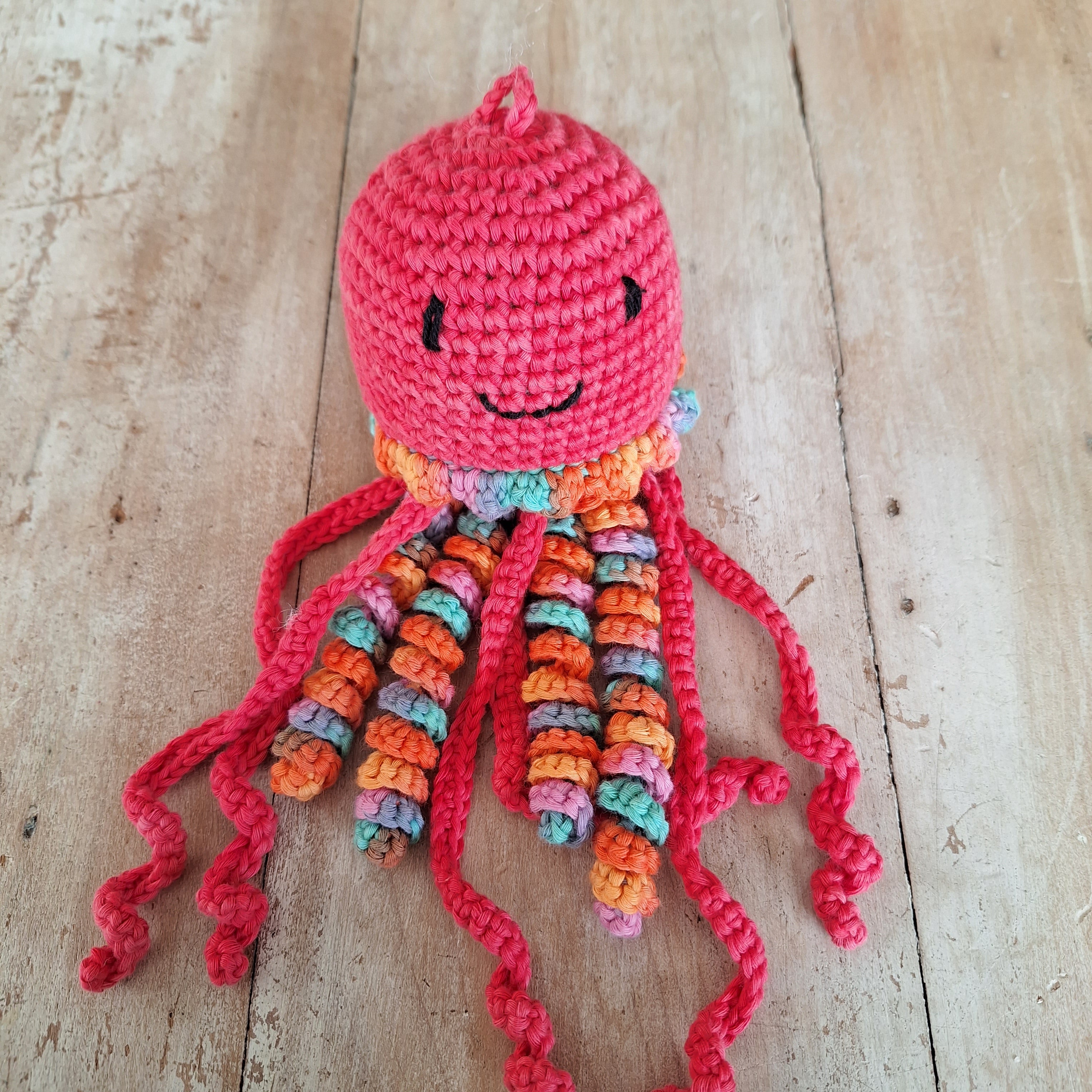 Medusa de apego coral