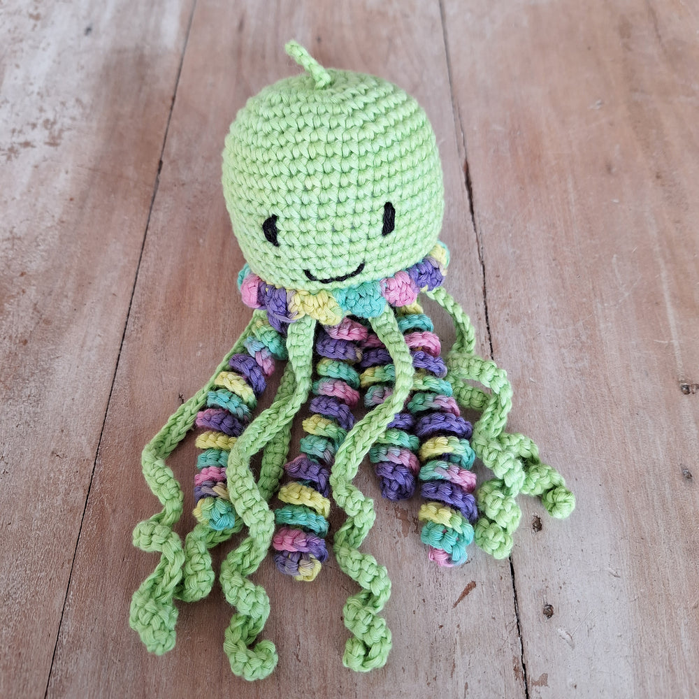 Medusa de apego verde