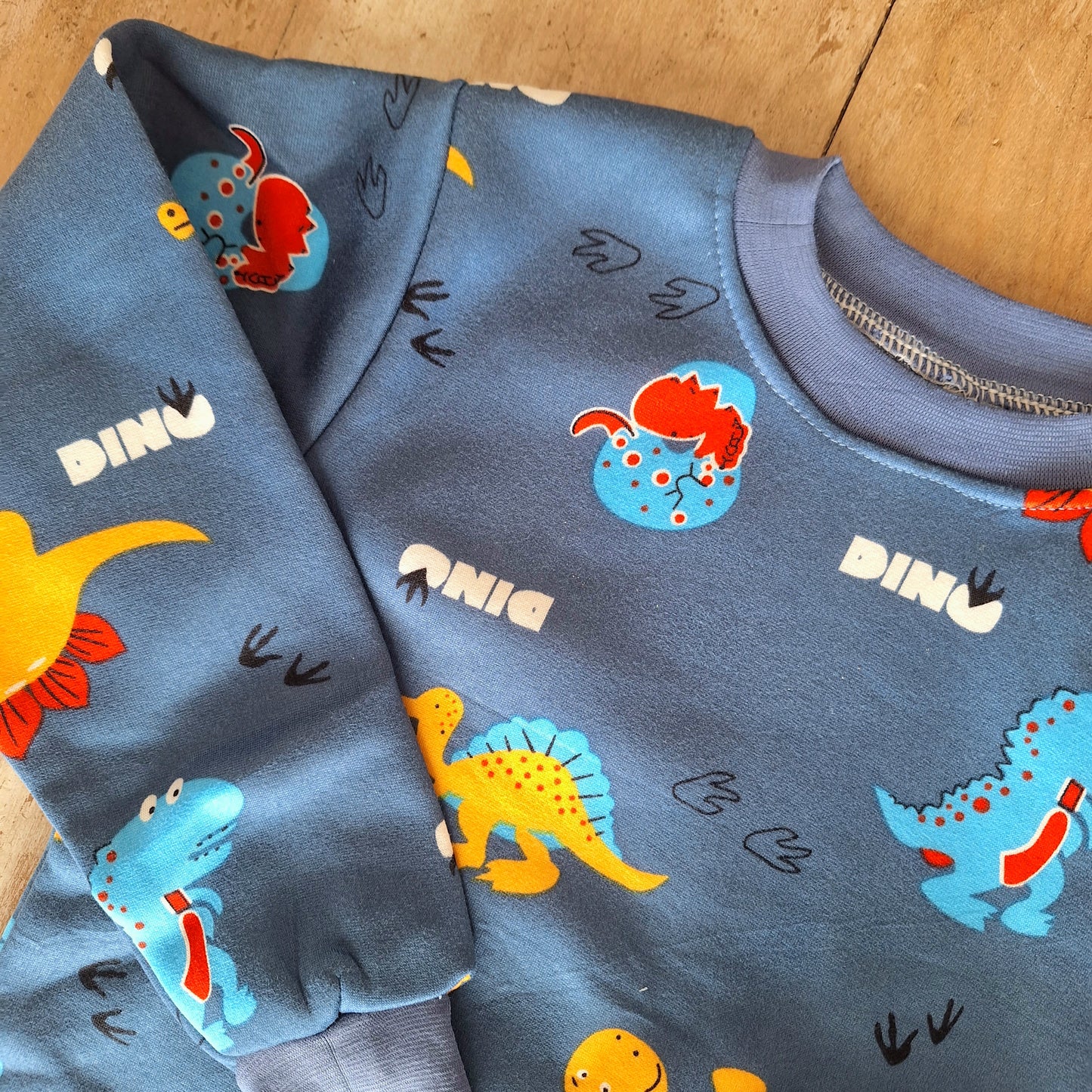 Pijama Afranelado Dino Colores