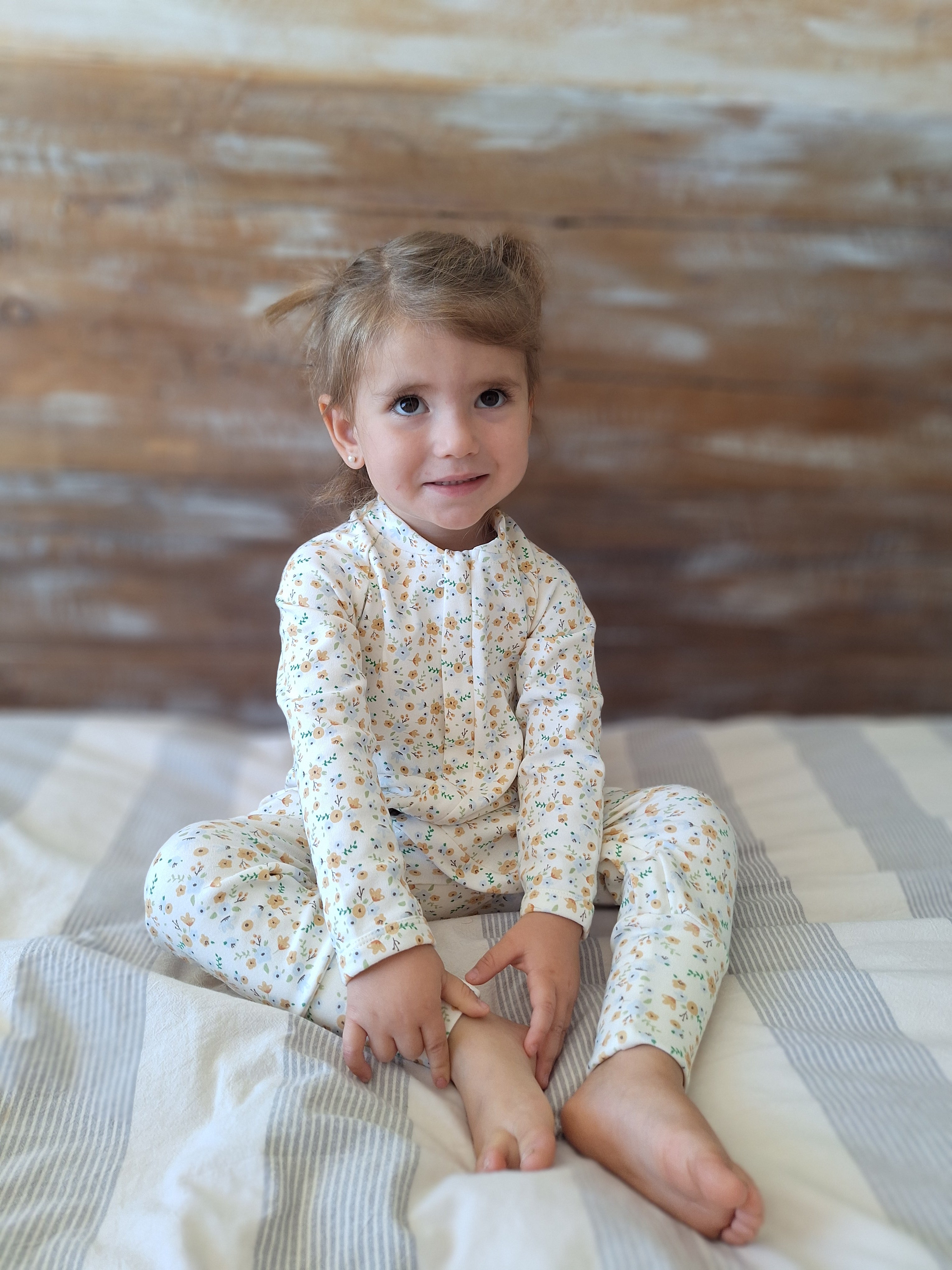 Enterito Austral - Flores Blanco - Algodón 260 grs