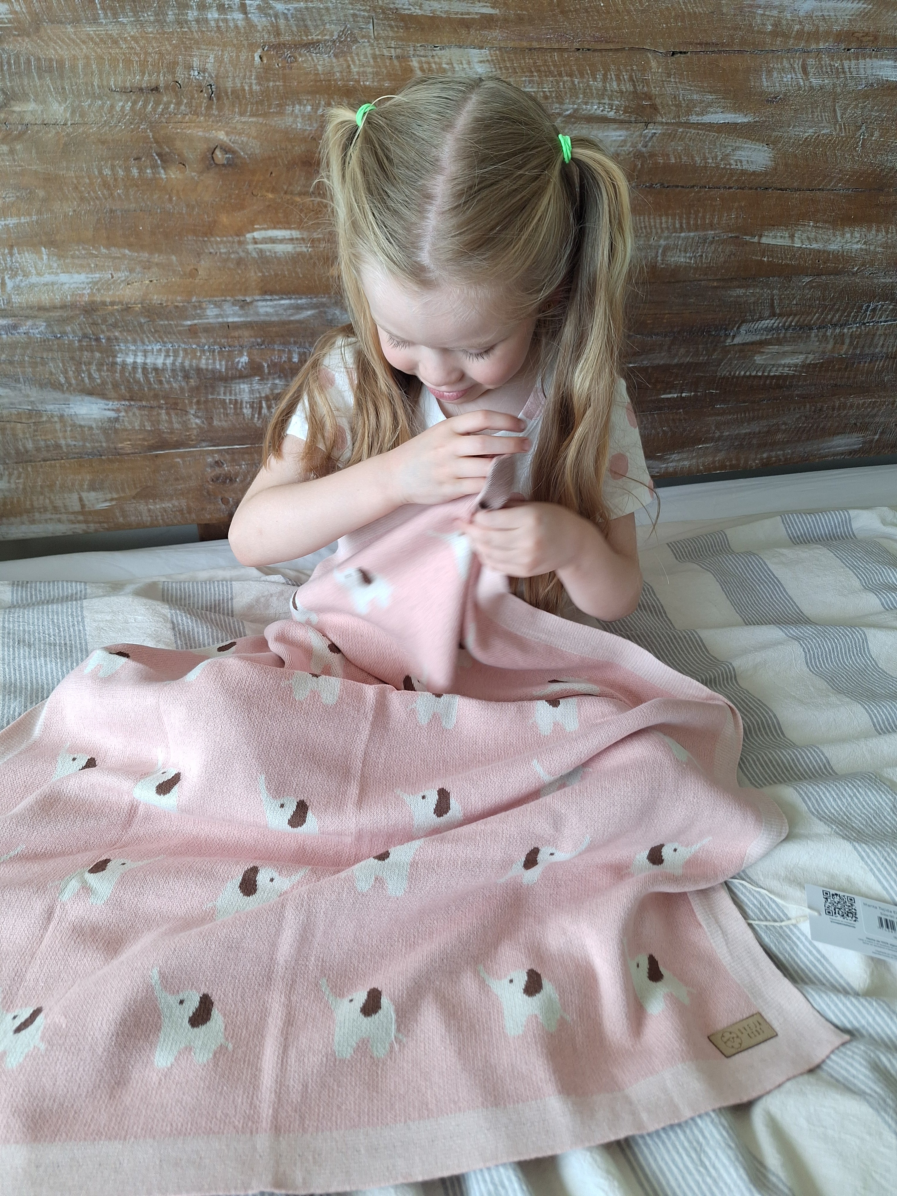 Manta Tejida Elefente Rosada